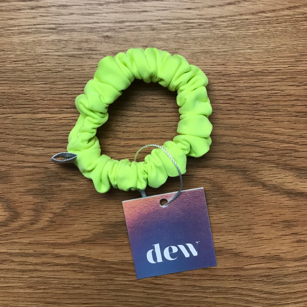 Dew Edit Scrunchie